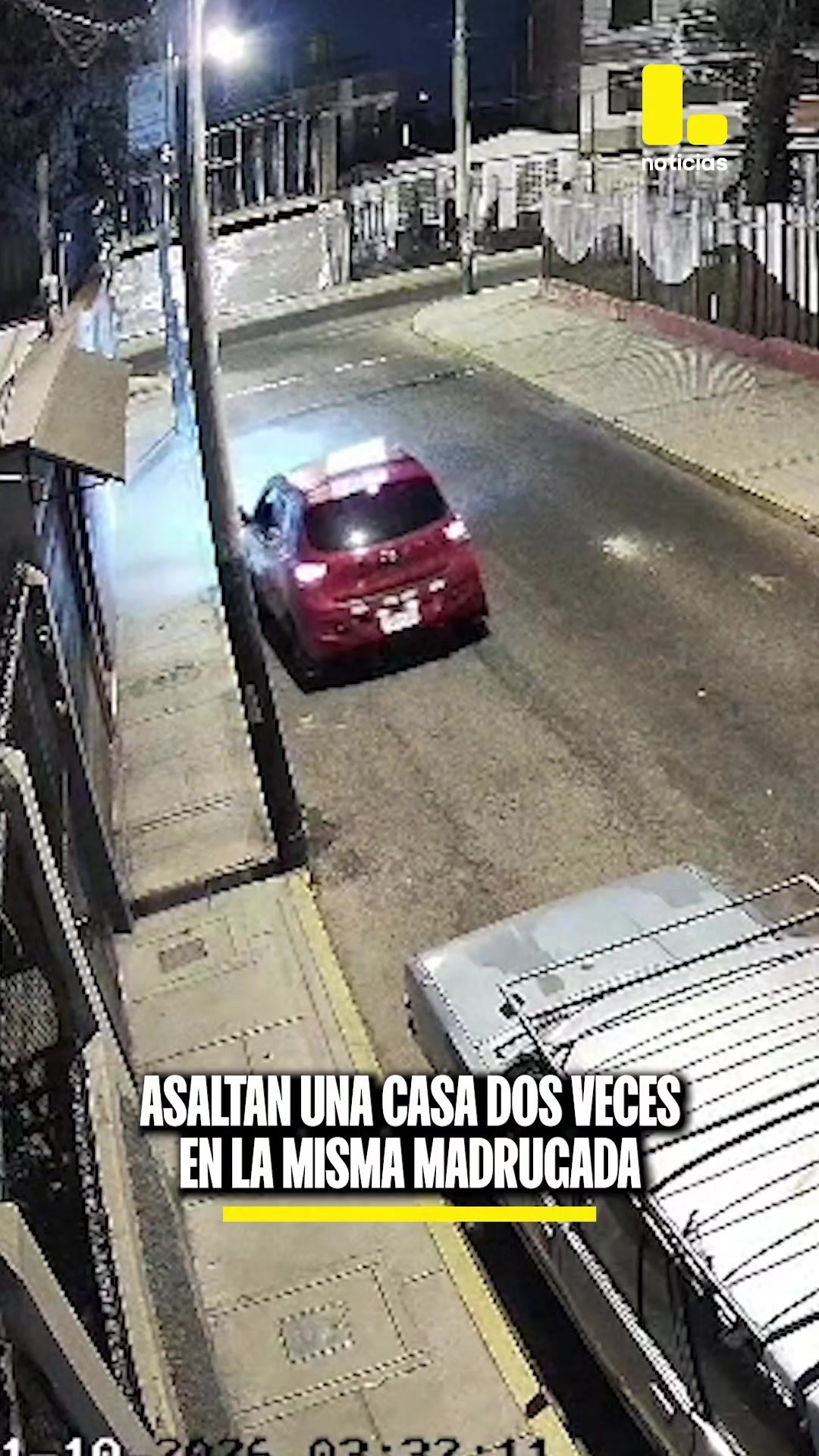 🔴'Robacasas' siembran el terror en un barrio en el Callao. Se registraron al menos 6 robos bajo la misma modalidad en la zona. Vecinos piden a las autoridades se hagan responsables de la seguridad. 📌 Más información en latinanoticias.pe